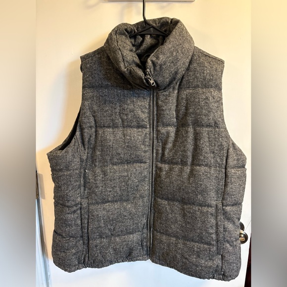 BUNDLE Old Navy Women’s Vest - Picture 3 of 9